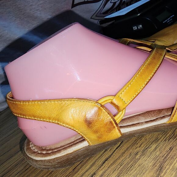 JAFA #105 7.5 Mustard Yellow Handmade Distressed Leather Slingback Flat Loafers - Picture 6 of 14